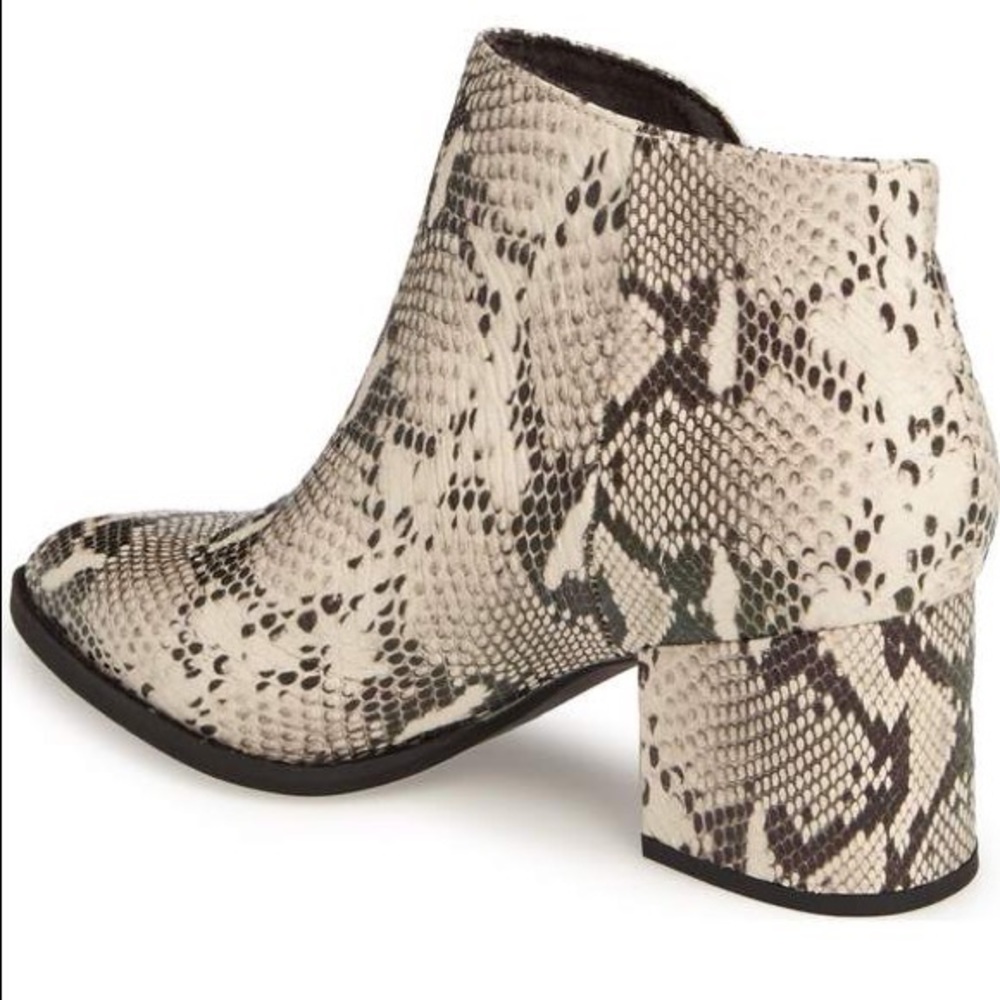 Seychelles Snakeskin Python Boots Booties - image 6